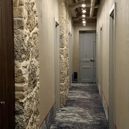 Notre Dame Renovated 2025 Aparthotel *