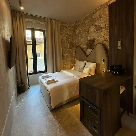 Notre Dame Renovated 2025 Aparthotel Nice