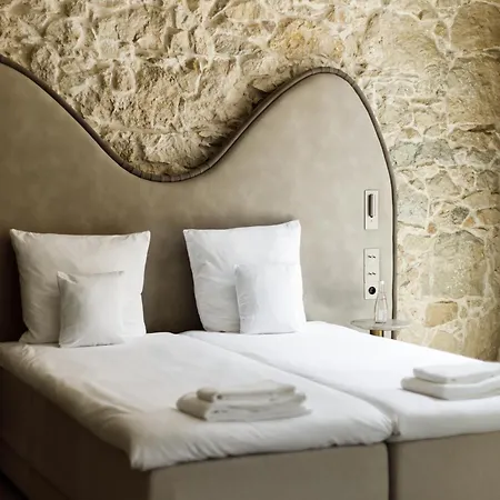 Hotel Notre Dame - Self Check-in 3*