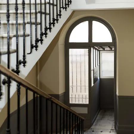 Notre Dame - Self Check-in Nice